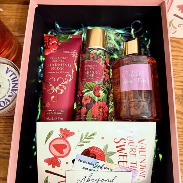 Custom gift box